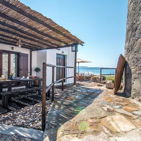 The Millers House Apartment Adamantas  Bagian luar foto