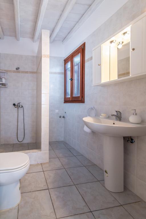 The Millers House Apartment Adamantas  Bagian luar foto